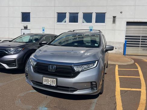 Used 2023 Honda Odyssey Touring image 9