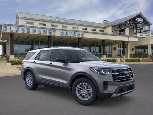New 2026 Ford Explorer Active RWD image 7