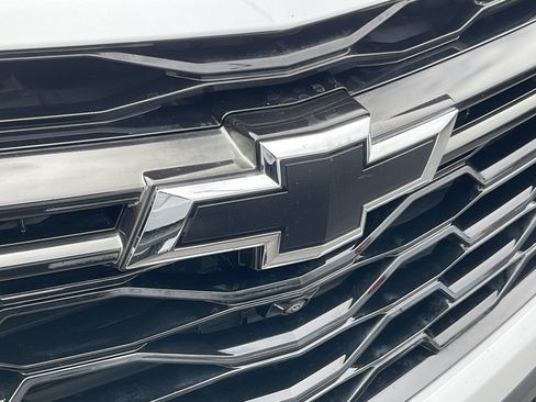 Used 2023 Chevrolet Traverse Premier w/ Redline Edition AWD/4WD image 9