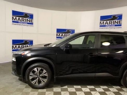 Used 2023 Nissan Rogue SV AWD/4WD image 7