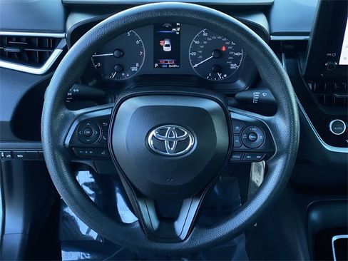 Used 2024 Toyota Corolla LE image 11