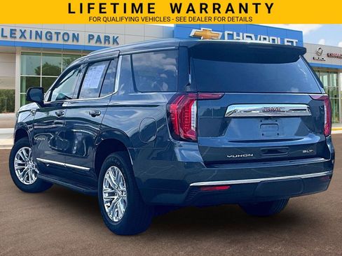 Used 2021 GMC Yukon SLT w/ SLT Premium Package AWD/4WD image 2