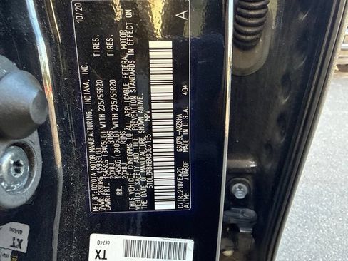 Used 2021 Toyota Highlander XSE AWD/4WD image 9