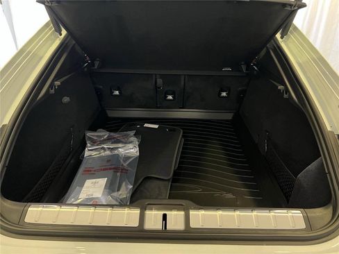 New 2026 Porsche Panamera 4 image 28