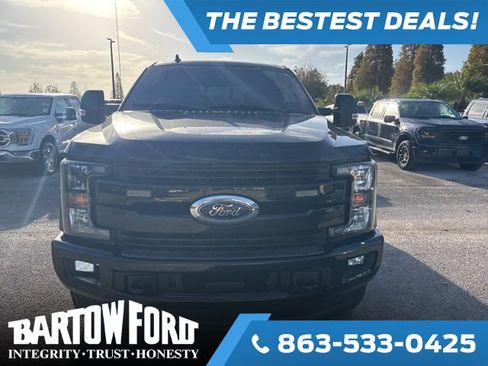 Used 2019 Ford F350 Lariat w/ Lariat Ultimate Package image 2