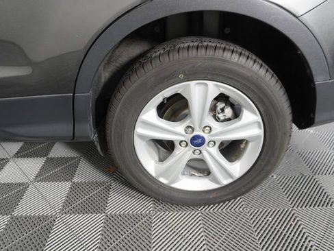Used 2015 Ford Escape SE w/ Equipment Group 201A image 18