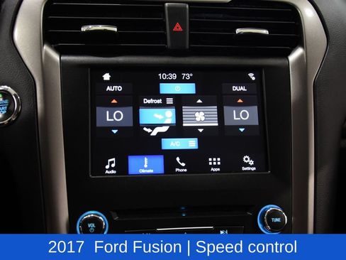 Used 2017 Ford Fusion SE w/ Fusion SE Technology Package FWD image 17