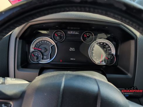 Used 2018 RAM 1500 Outdoorsman AWD/4WD image 12