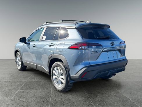 New 2026 Toyota Corolla Cross LE image 3