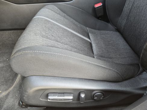 Used 2025 Honda Accord Sport image 21