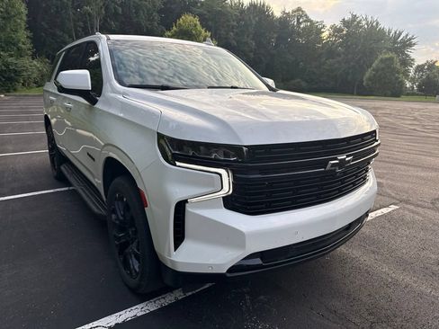 Used 2023 Chevrolet Tahoe RST w/ Luxury Package AWD/4WD image 4