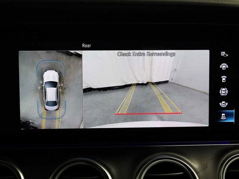 Used 2023 Mercedes-Benz E 350 4MATIC Sedan image 27