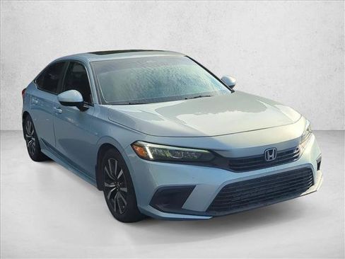 Used 2022 Honda Civic EX image 3
