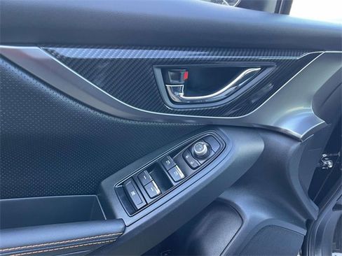 Used 2020 Subaru Crosstrek 2.0i Limited image 17