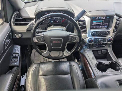 Used 2019 GMC Yukon XL SLT RWD image 17