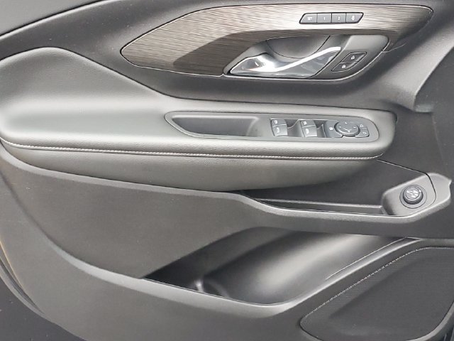 Certified 2024 GMC Terrain SLT FWD image 15