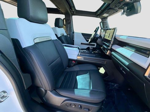 Used 2022 GMC Hummer EV Edition 1 w/ LPO, Illumination Package image 16