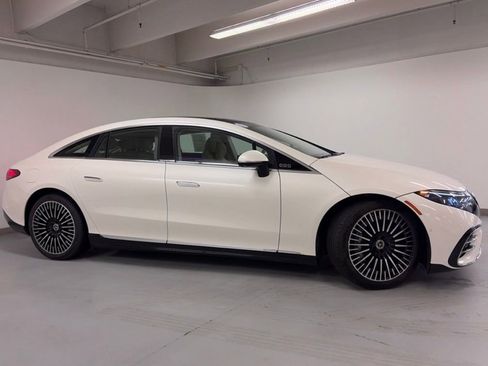 Certified 2023 Mercedes-Benz EQS 580 4MATIC Sedan image 7
