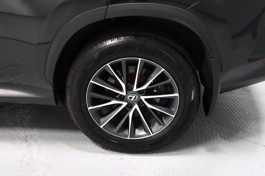 Used 2024 Lexus NX 250 FWD image 19