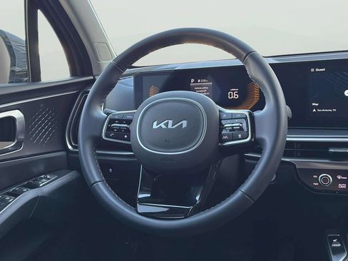 Used 2025 Kia Sorento S AWD/4WD image 21