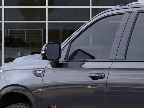 New 2026 GMC Yukon XL AT4 w/ AT4 Premium Package AWD/4WD image 12