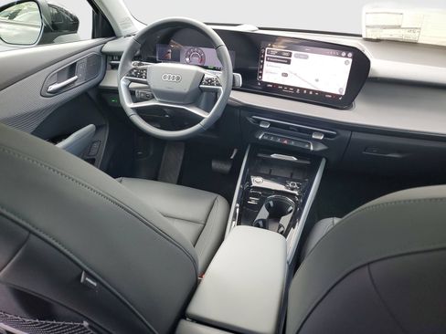 New 2026 Audi Q3 quattro 2.0T AWD/4WD image 12