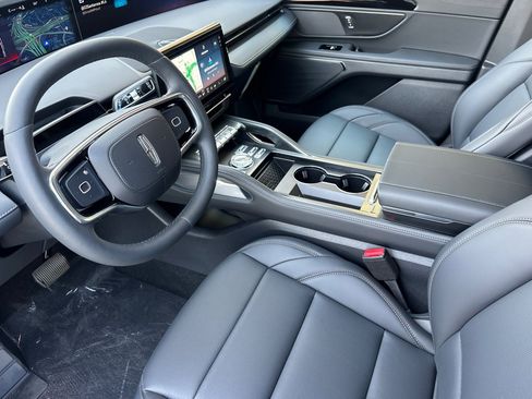 New 2026 Lincoln Nautilus Premier w/ Jet Appearance Package image 9