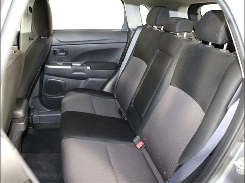 Used 2019 Mitsubishi Outlander Sport LE image 18