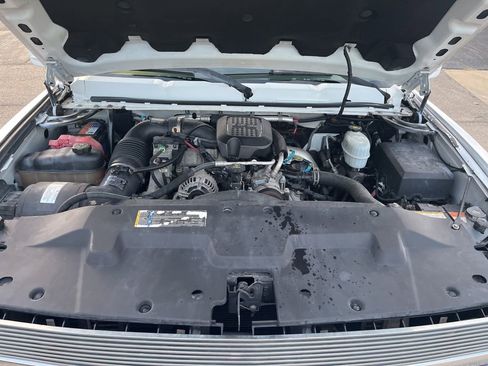 Used 2008 Chevrolet Silverado 3500 LTZ w/ EZ-Lift Tailgate Package image 10