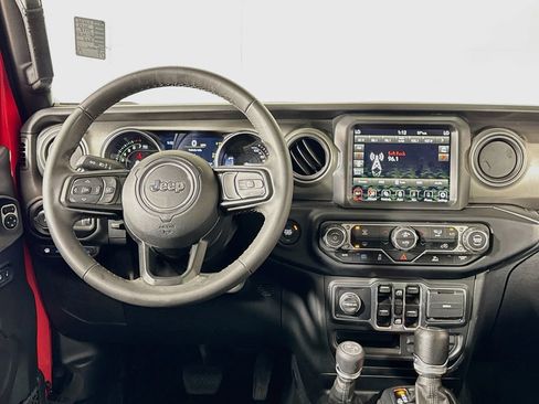 Used 2023 Jeep Wrangler Unlimited AWD/4WD image 13