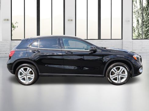 Used 2020 Mercedes-Benz GLA 250 4MATIC image 6