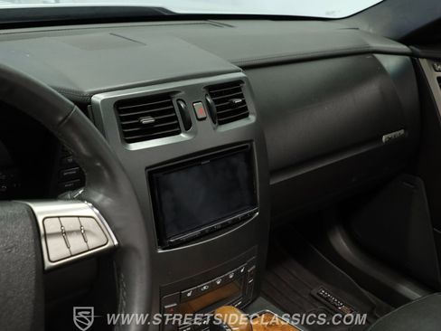 Used 2009 Cadillac XLR image 40