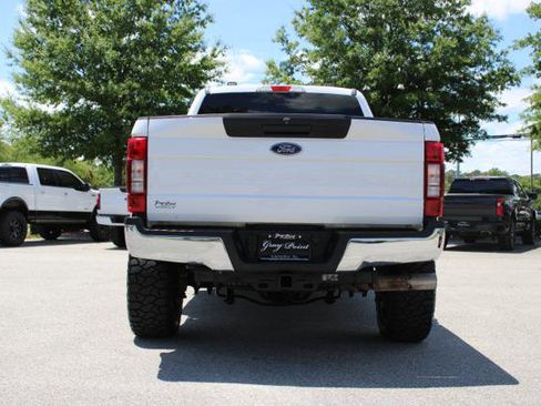 Used 2020 Ford F250 XLT w/ FX4 Off-Road Package AWD/4WD image 6