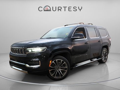 Certified 2022 Jeep Grand Wagoneer Series III w/ Rear Seat Video Group 1 image 1