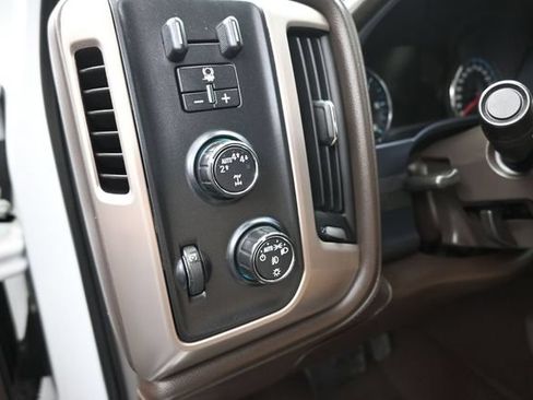 Used 2018 GMC Sierra 1500 Denali w/ Denali Ultimate Package AWD/4WD image 20
