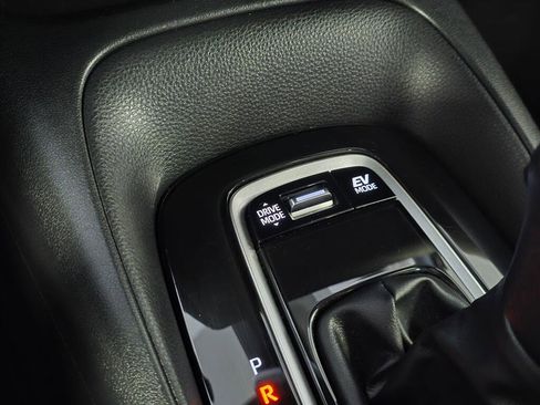 Certified 2023 Toyota Corolla SE w/ SE Package image 35