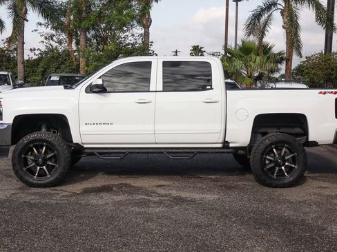 Used 2018 Chevrolet Silverado 1500 LT w/ All Star Edition AWD/4WD image 5