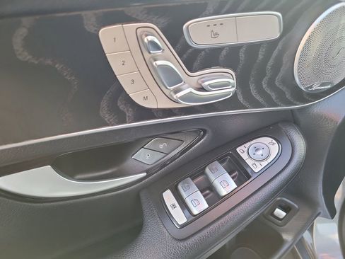 Used 2017 Mercedes-Benz GLC 300 4MATIC Coupe image 14