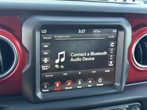 Used 2020 Jeep Gladiator Rubicon image 15