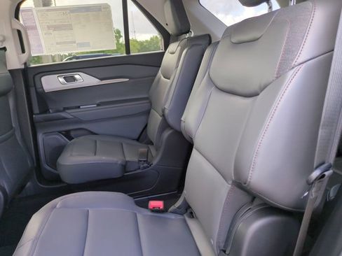 New 2026 Ford Explorer Active w/ Active Comfort Package RWD image 14