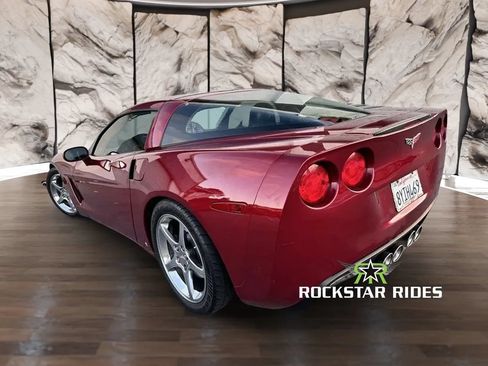 Used 2006 Chevrolet Corvette Coupe w/ Preferred Equipment Group RWD image 40