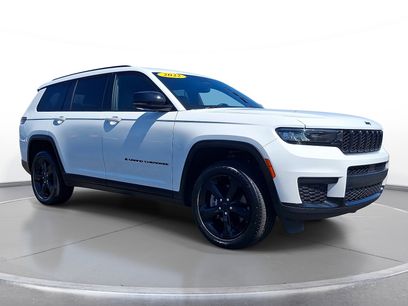 Used 2022 Jeep Grand Cherokee L Laredo