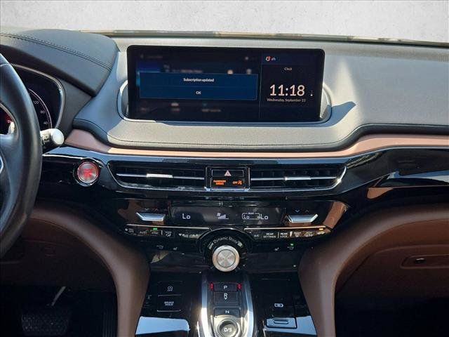 Used 2024 Acura MDX w/ Technology Package FWD image 14