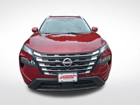 Used 2024 Nissan Rogue SV w/ SV Premium Package AWD/4WD image 7