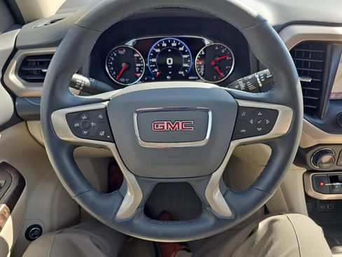 Used 2023 GMC Acadia Denali w/ Denali Ultimate Package AWD/4WD image 14