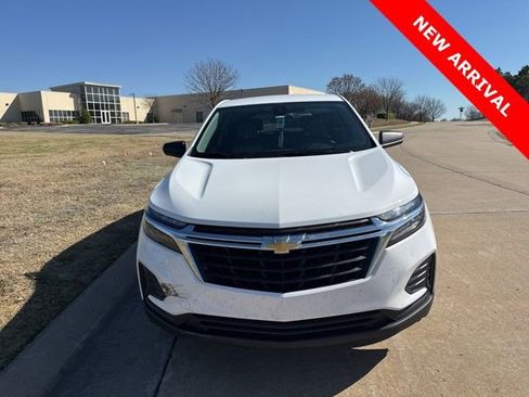 Used 2022 Chevrolet Equinox LS w/ LS Convenience Package image 8