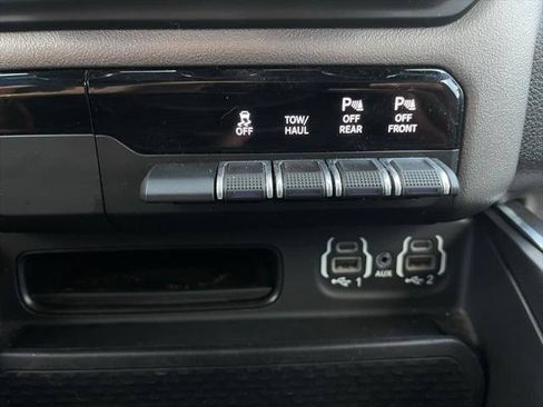 Certified 2022 RAM 1500 Big Horn AWD/4WD image 36