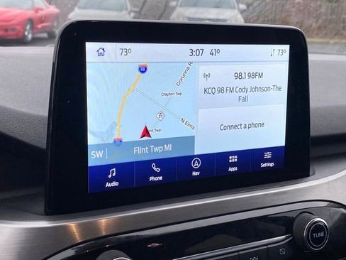 Used 2022 Ford Escape Titanium image 10