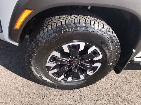Certified 2024 Nissan Frontier PRO-4X w/ Pro Convenience Package AWD/4WD image 10