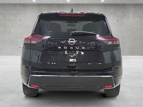 Used 2025 Nissan Rogue SV FWD image 15
